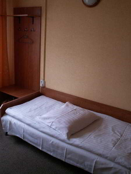 Hotel Pod Debem تارنوف المظهر الخارجي الصورة